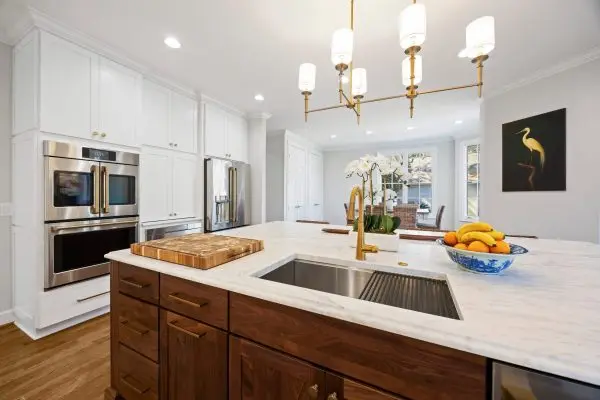 Custom Kitchen Remodeler