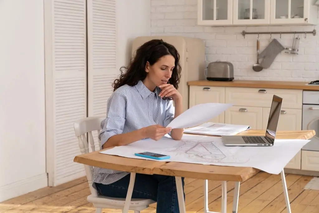 Female online kitchen designer Planning a Kitchen Renovation Project