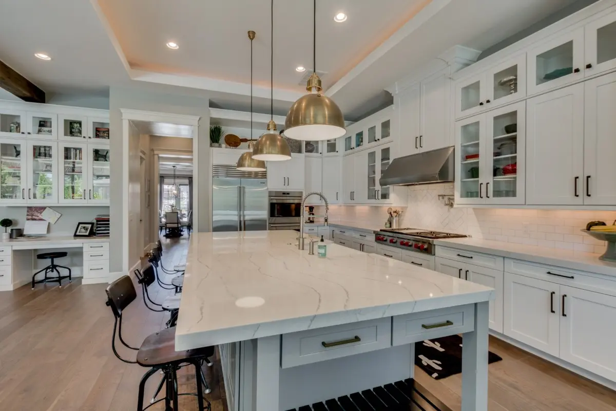 A kitchen with the size and quantity of cabinets required