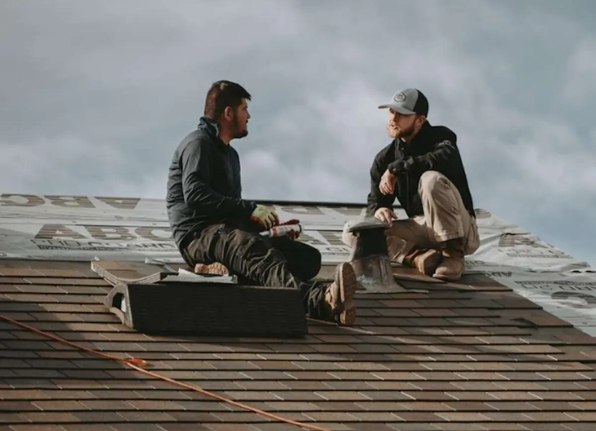 Jax roofing workers