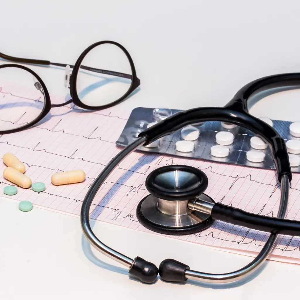 Expert Advice or Advice from the Expert?