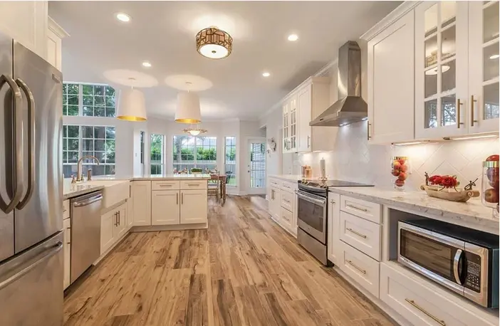Cabinets White Shaker