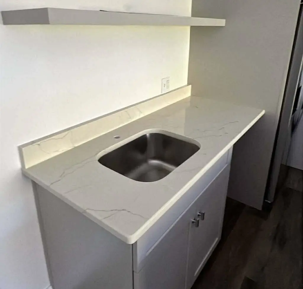Statuario Quartz