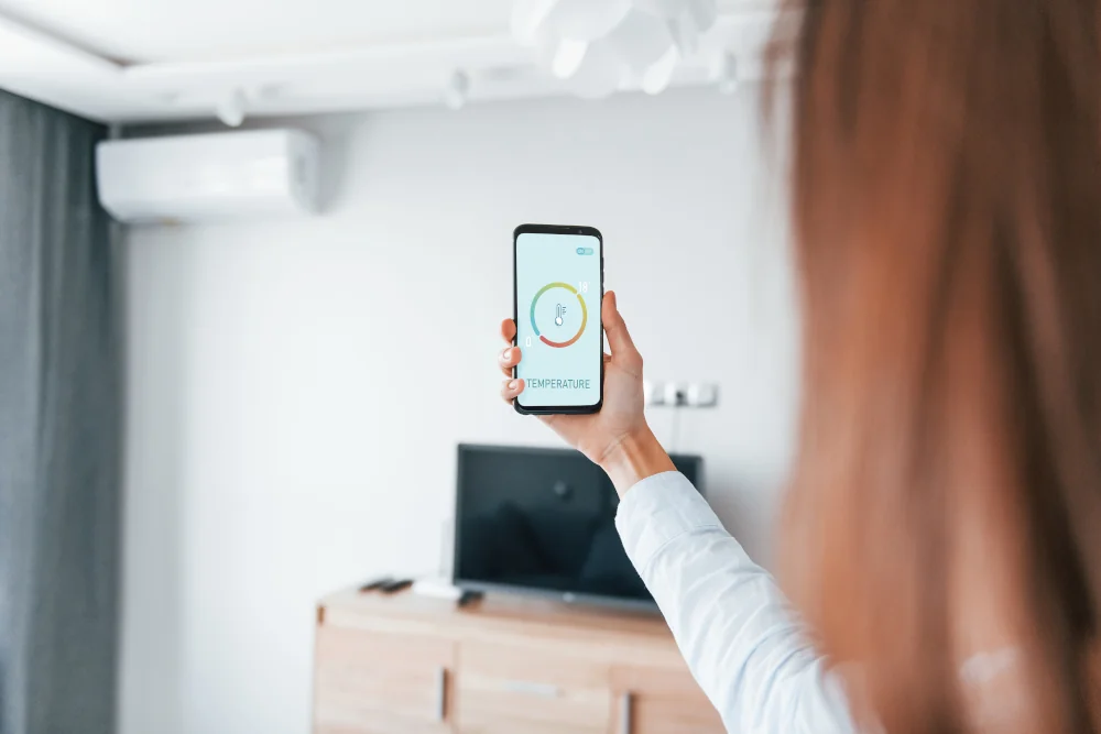 Controlling ac with smartphone