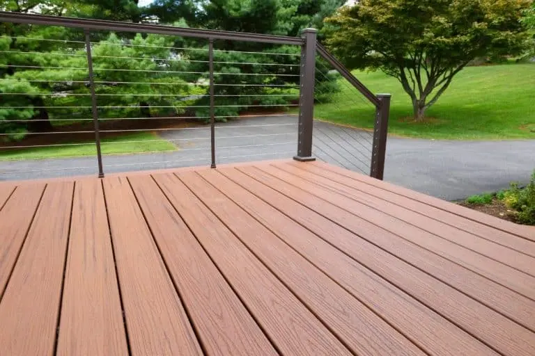 deck design and deck railings