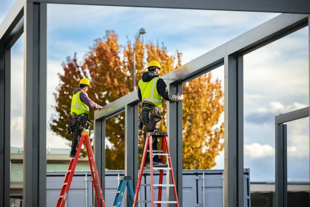 retractable awnings installers in Pasco