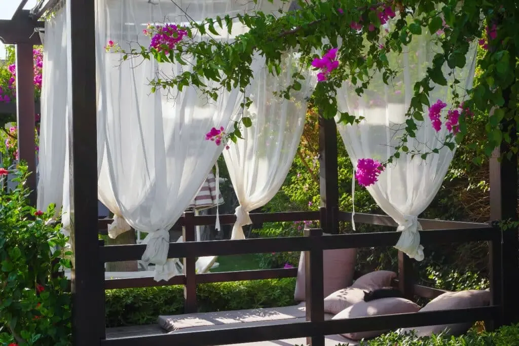 pergola decoration ideas
