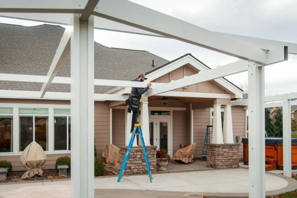 custom pergola installation process in Kennewick, WA