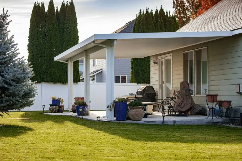 solid patio cover in Prosser, WA