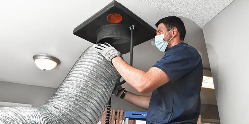 Air Duct Cleaning professional