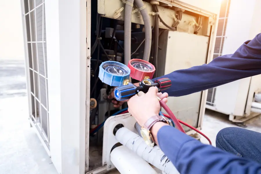 Air conditioning gas level checks