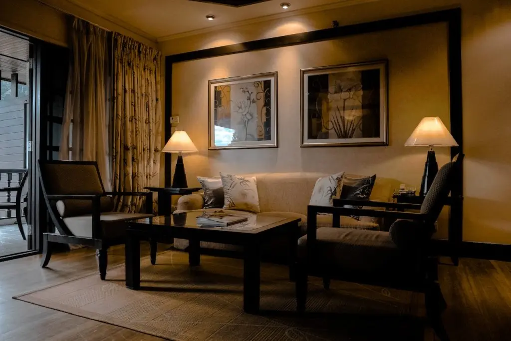 dim living room, Energy Efficiency