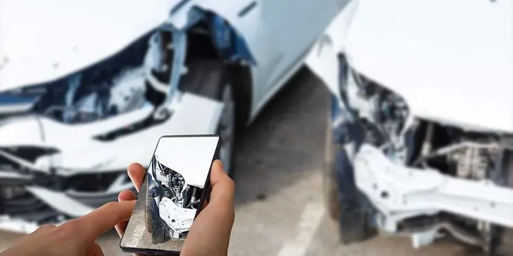 discovery car accident