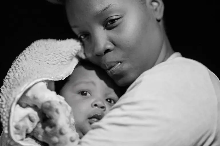mom with her newborn