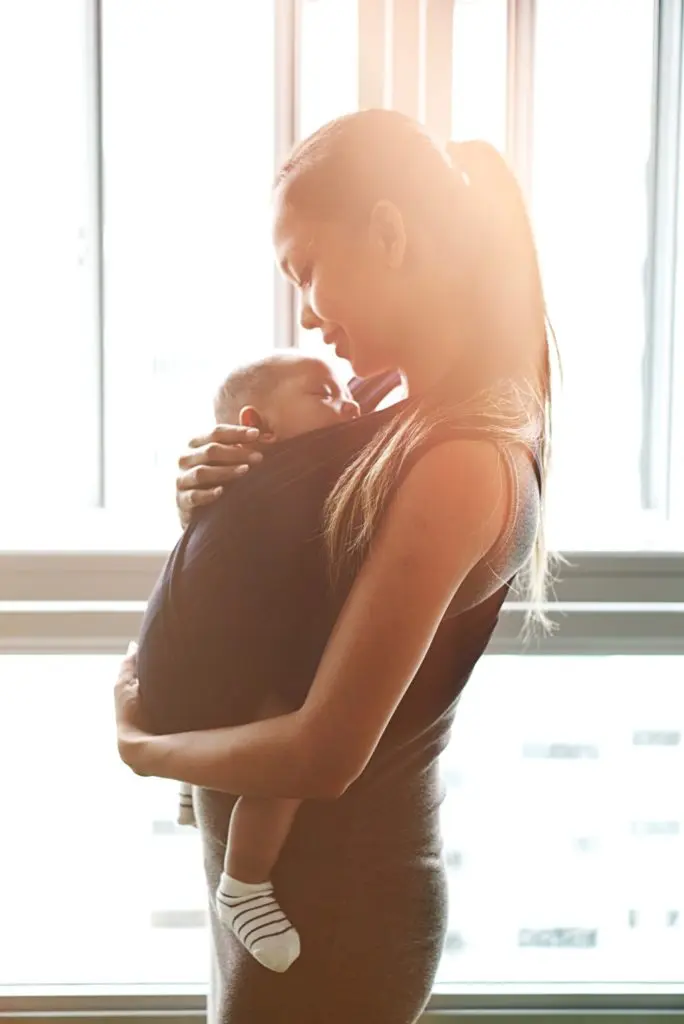 Memphis Moms Blog baby wearing