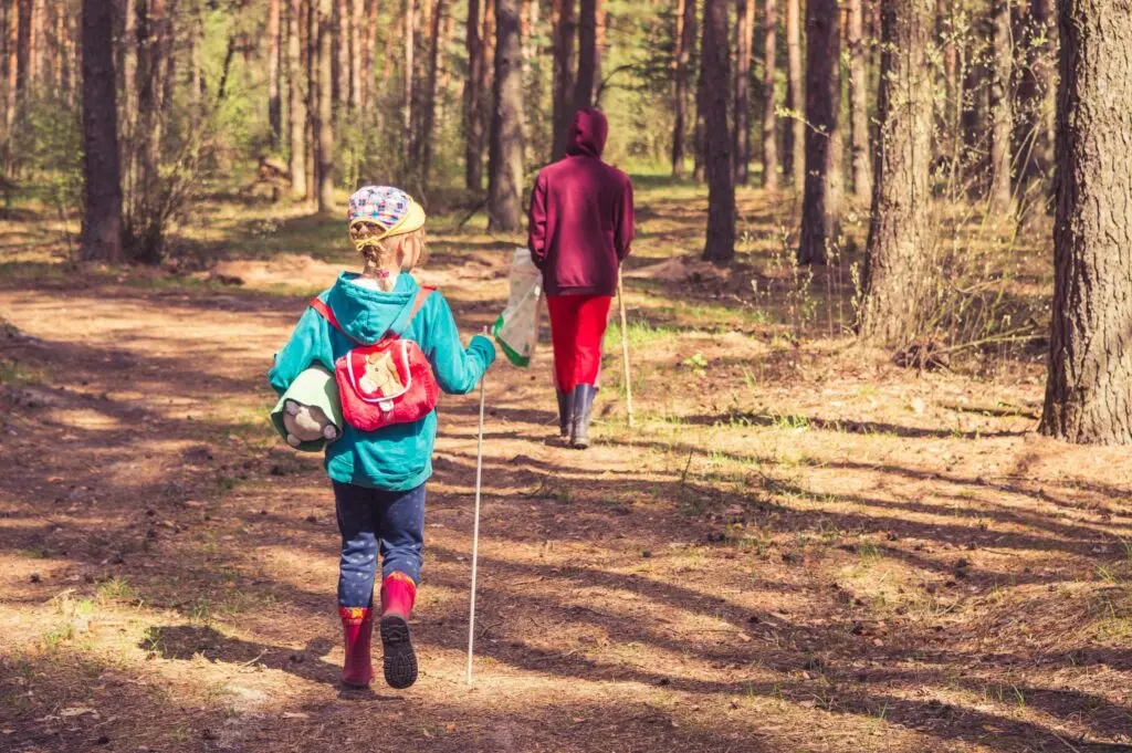 hiking with kids