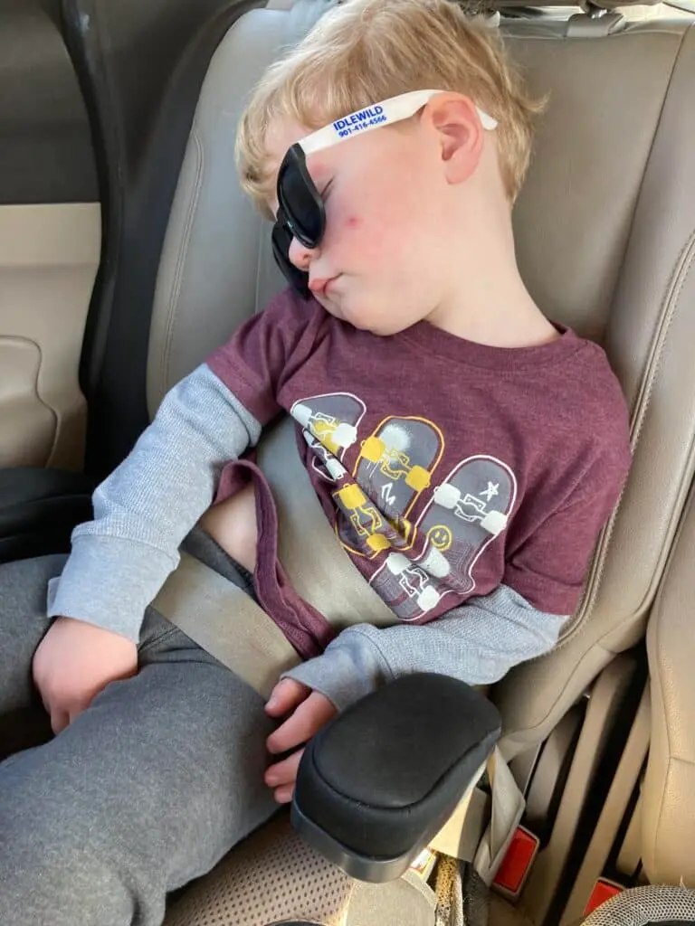 toddler car nap