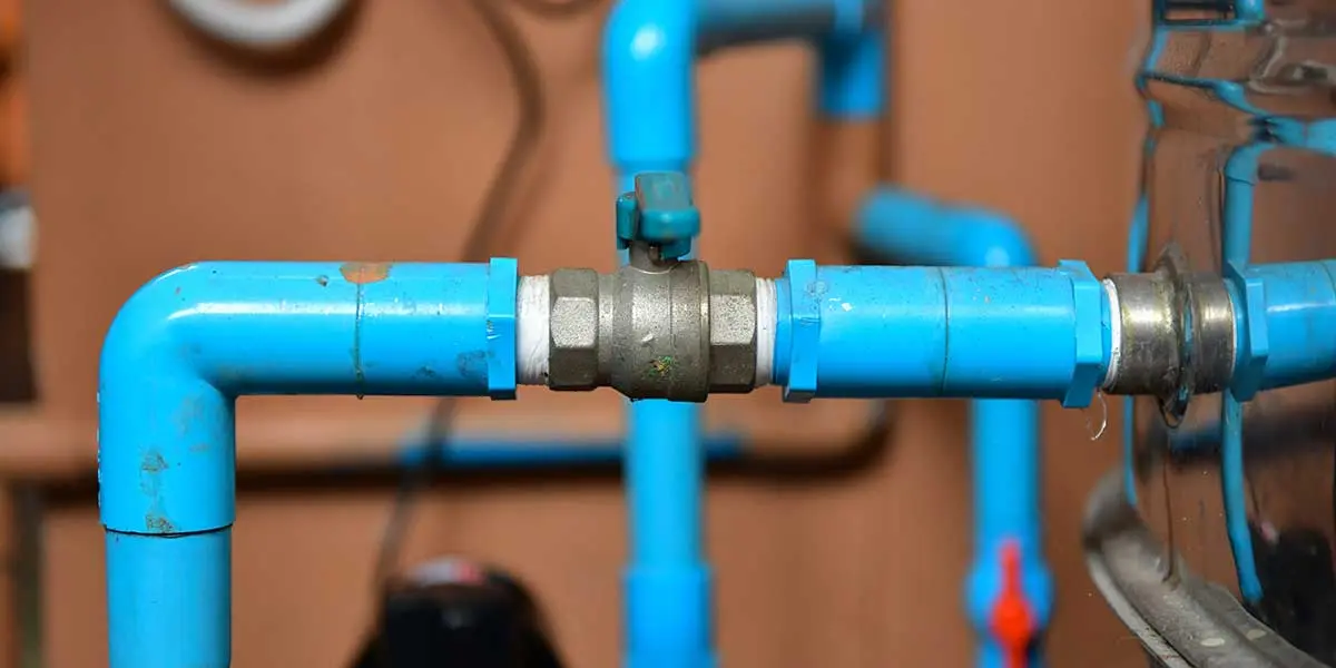 pipes making noise when water is turned on