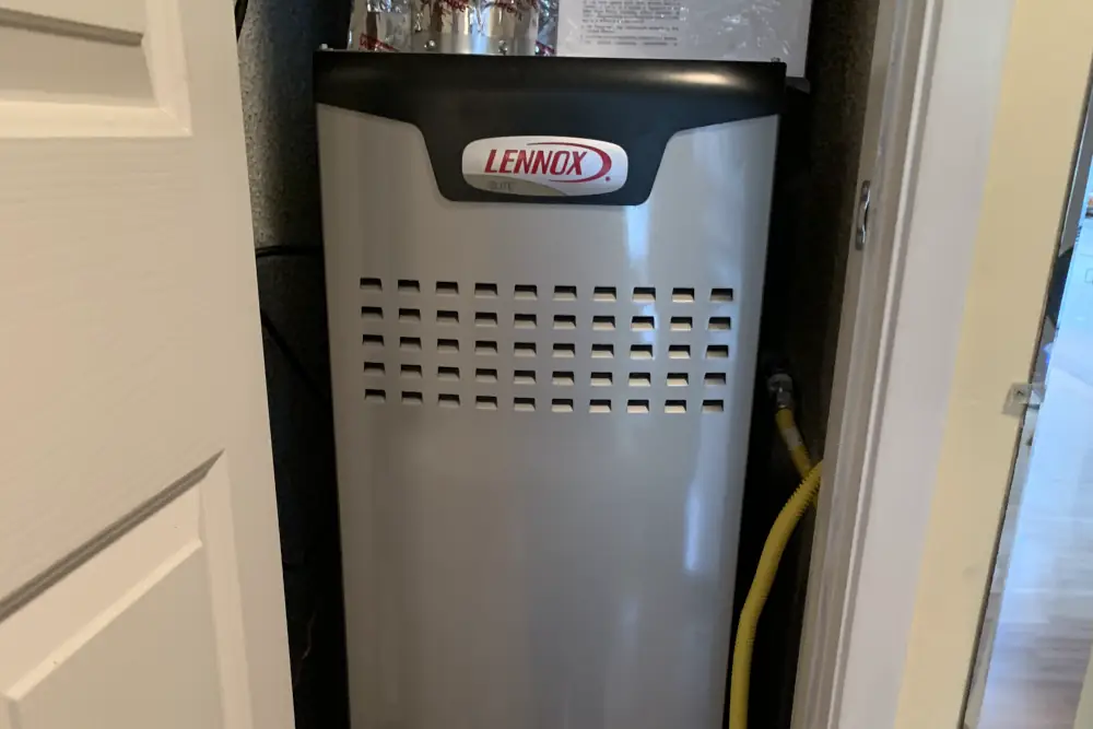Furnace lifespan and how to extend it - Picture of a Lennox furnace