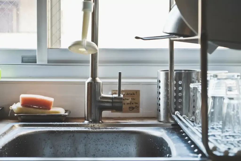 Kitchen sink