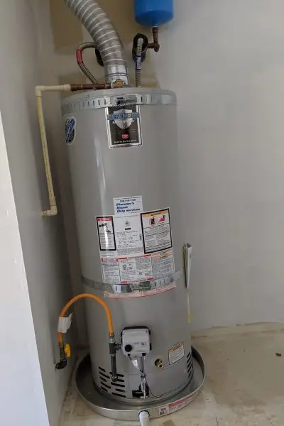 gas hot water heater installation