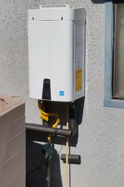 20170314_145338(0) hot water heater installation