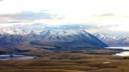 Snow-capped Southern Alps above the Mackenzie Basin