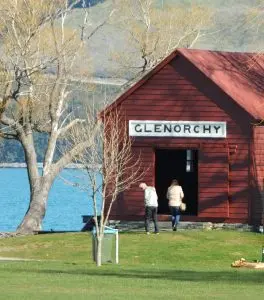Glenorchy lakeside