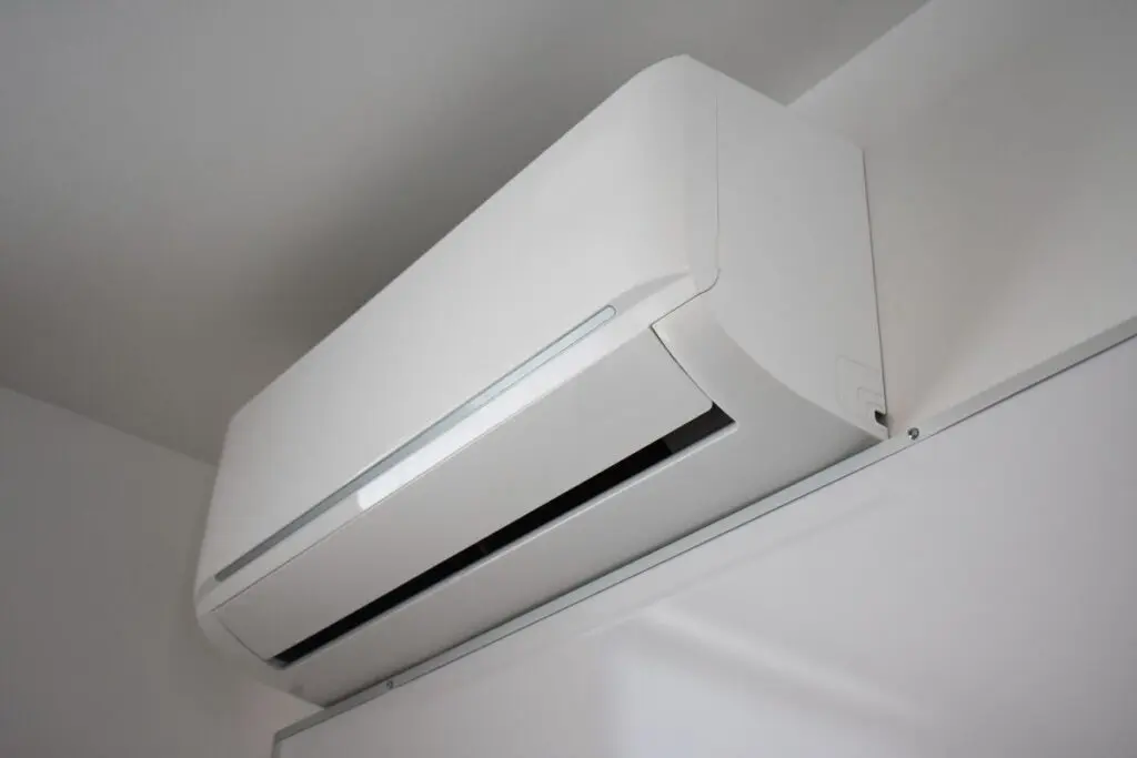 Installed air conditioning equipment - HVAC