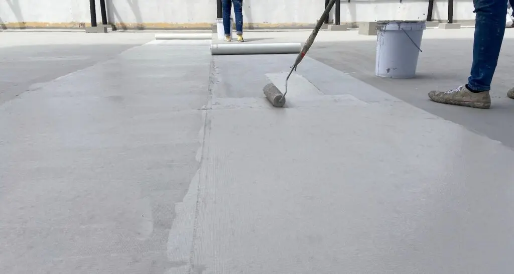 applying roof coating