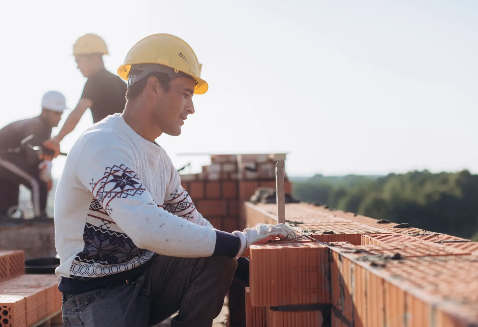 62f41a3026c6982321871fa7_lani-city-med_workers-4