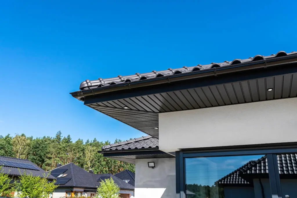 roof eaves on house corner