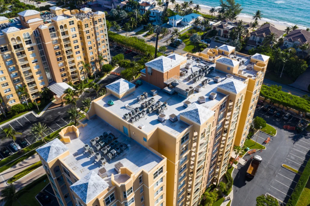 arial view of flat commercial building roof in florida