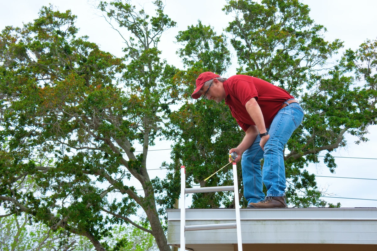 guide-to-become-roof-inspector