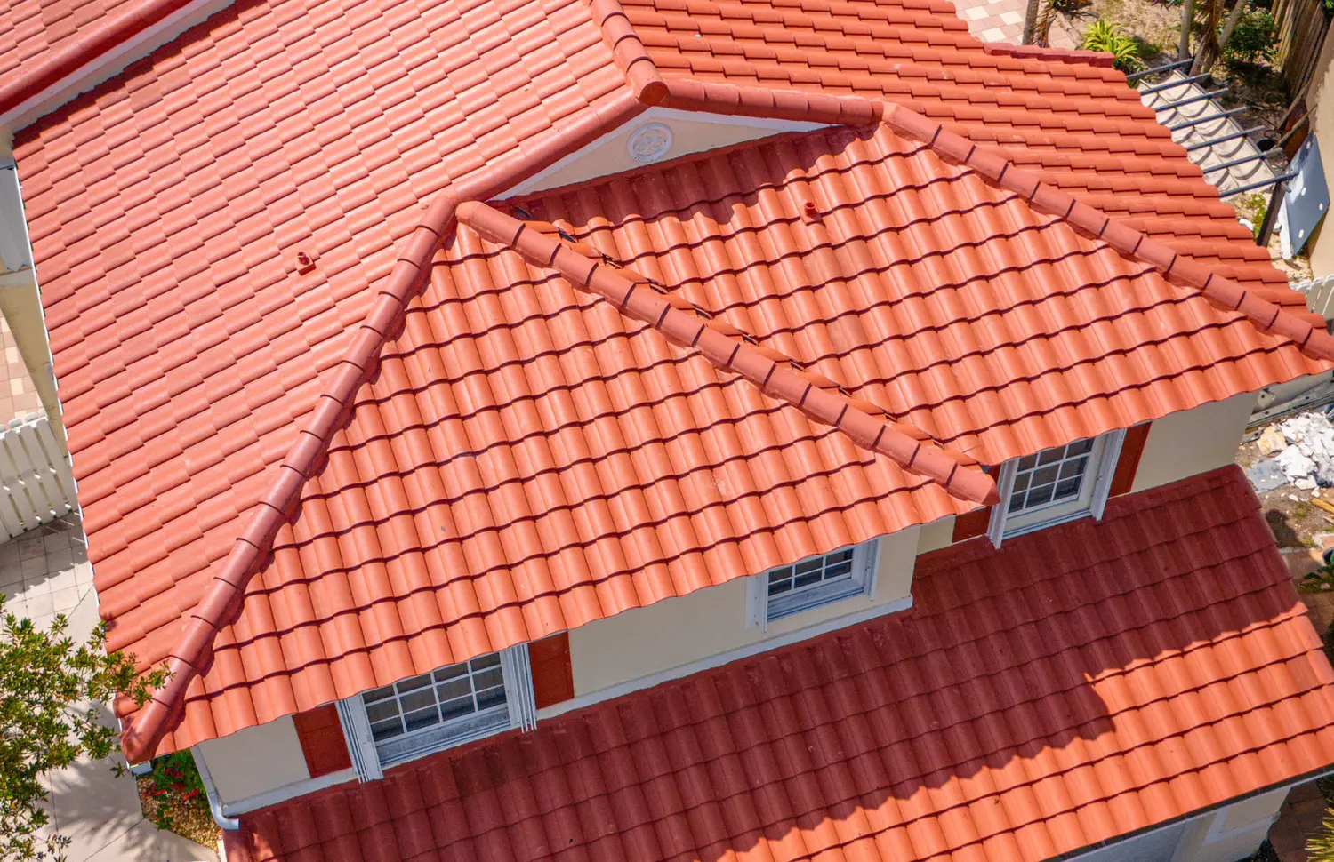 Distinctive Roofing - Davie Kona Red 6