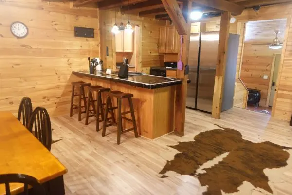 WildernessCove-GreenRiverCabin-inside-kitchen2 WildernessCove-GreenRiverCabin-inside-