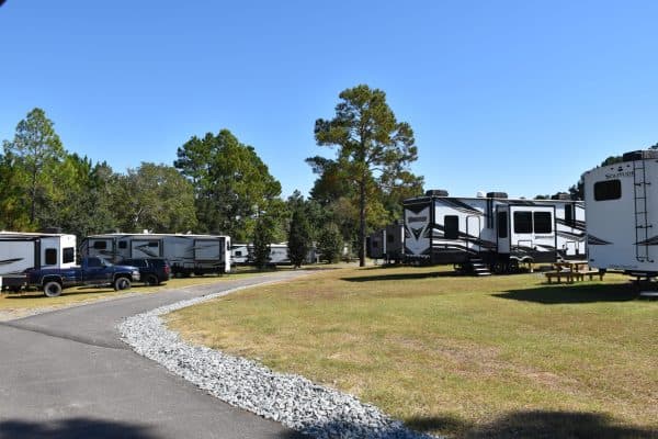 Wanee Lake Golf & RV Park