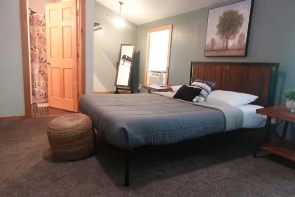 WildernessCove-GreenRiverCabin-inside-upstairsbedroom WildernessCove-GreenRiverCabin-inside-