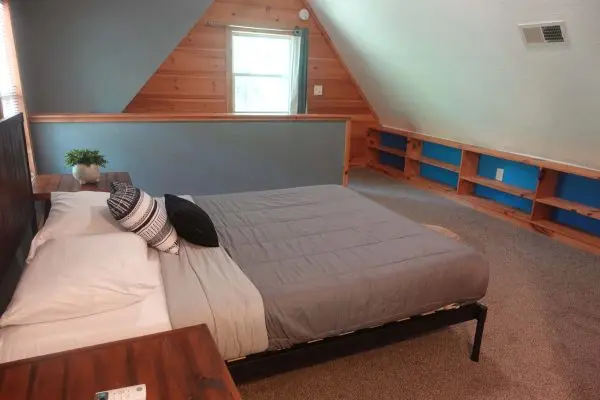 WildernessCove-GreenRiverCabin-inside-upstairsbedroom2 WildernessCove-GreenRiverCabin-inside-