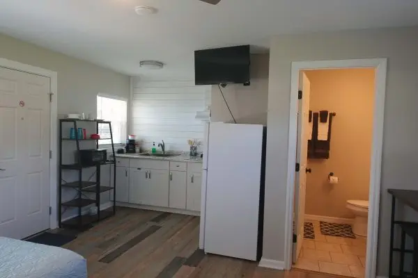 CrescentFishCamp-EfficiencyCottages-12 CrescentFishCamp-EfficiencyCottages-12