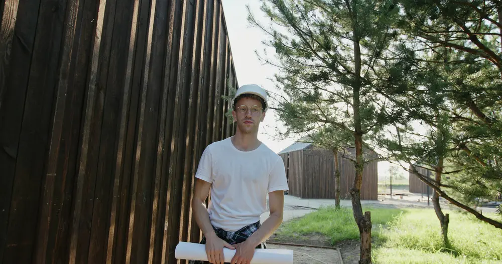 fencing contractor