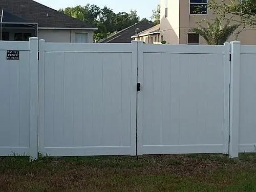 Vinyl & PVC Fencing 4