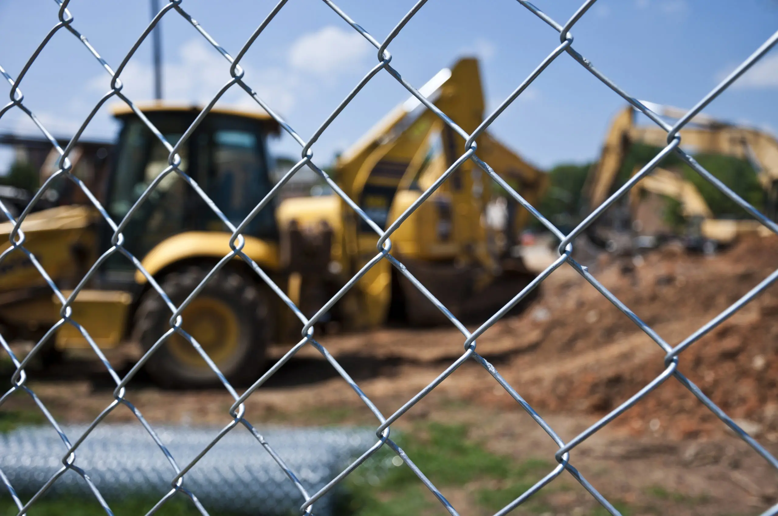 Chain-Link Fencing 10