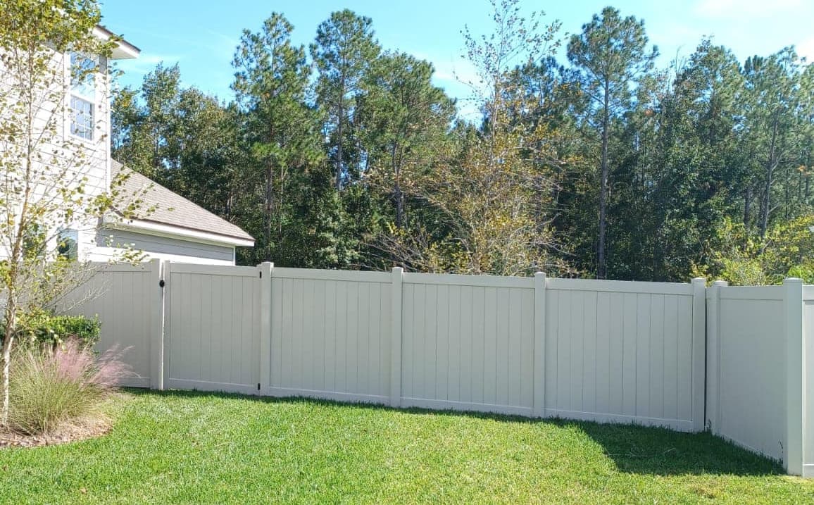 Vinyl Fencing Jacksonville, FL