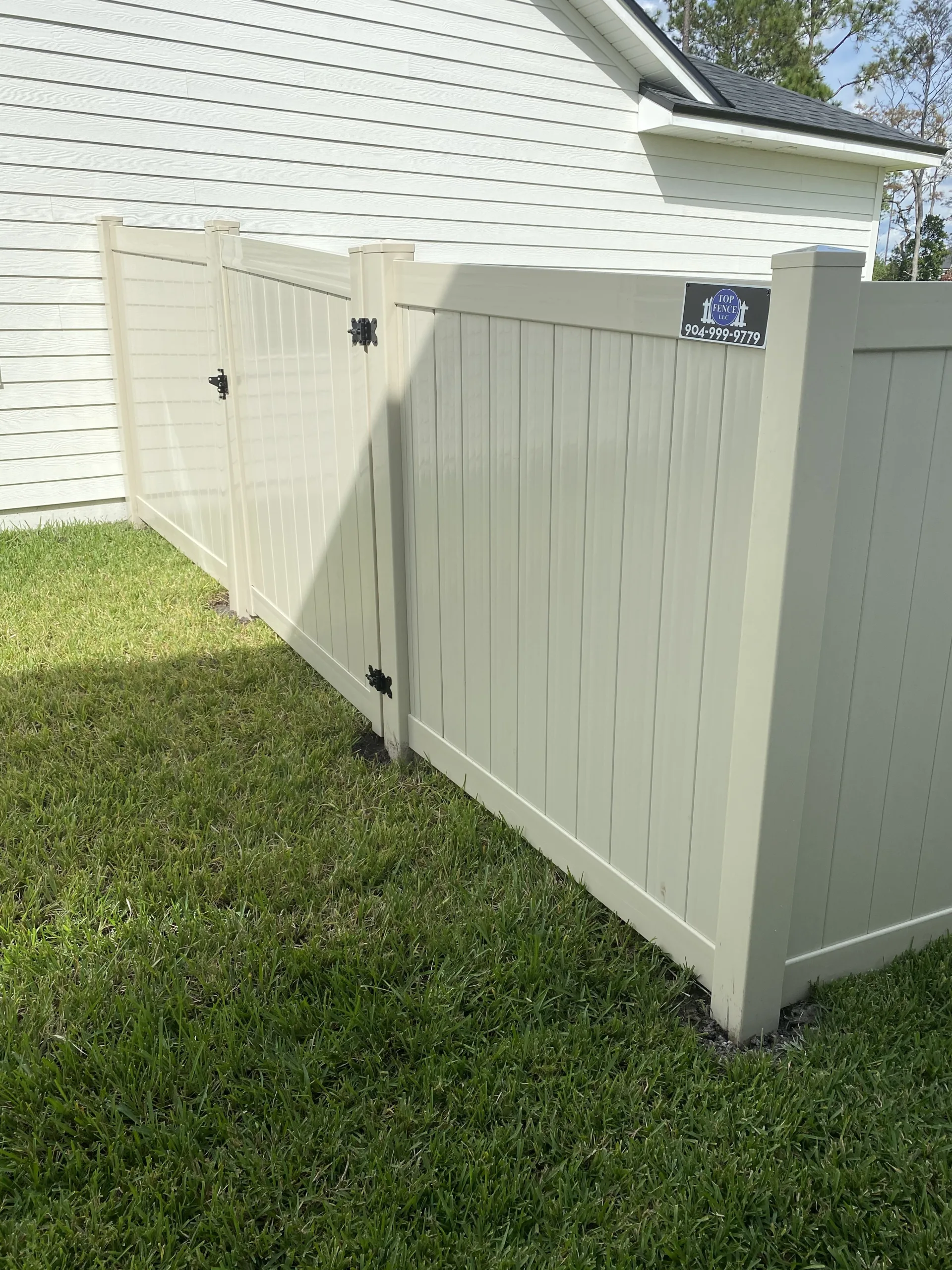 Vinyl Fence