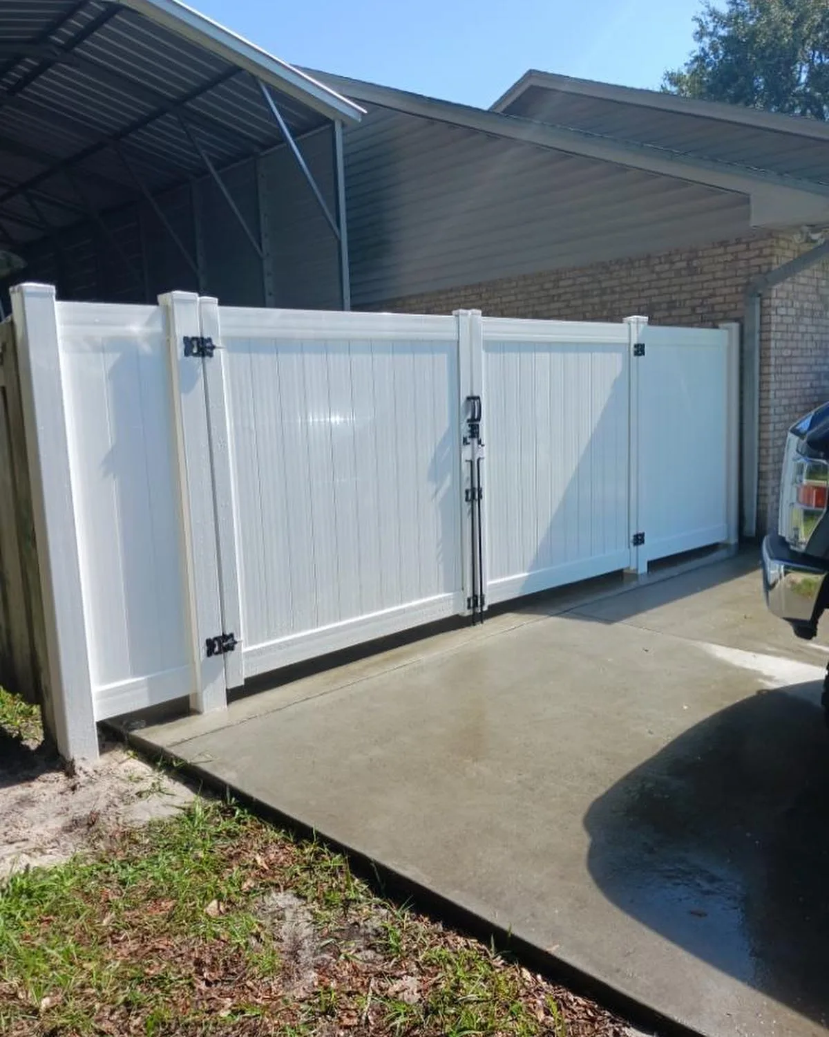 Vinyl Fence