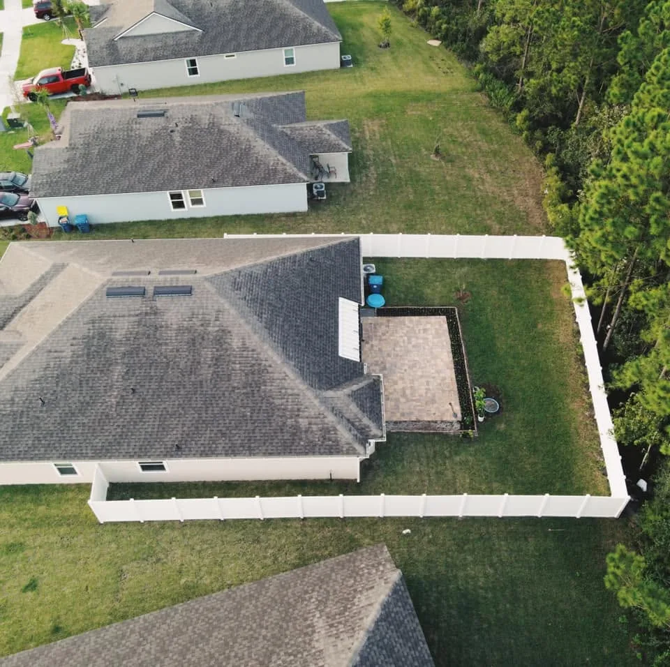 Should I Put My Fence on the Property Line or Inside It?