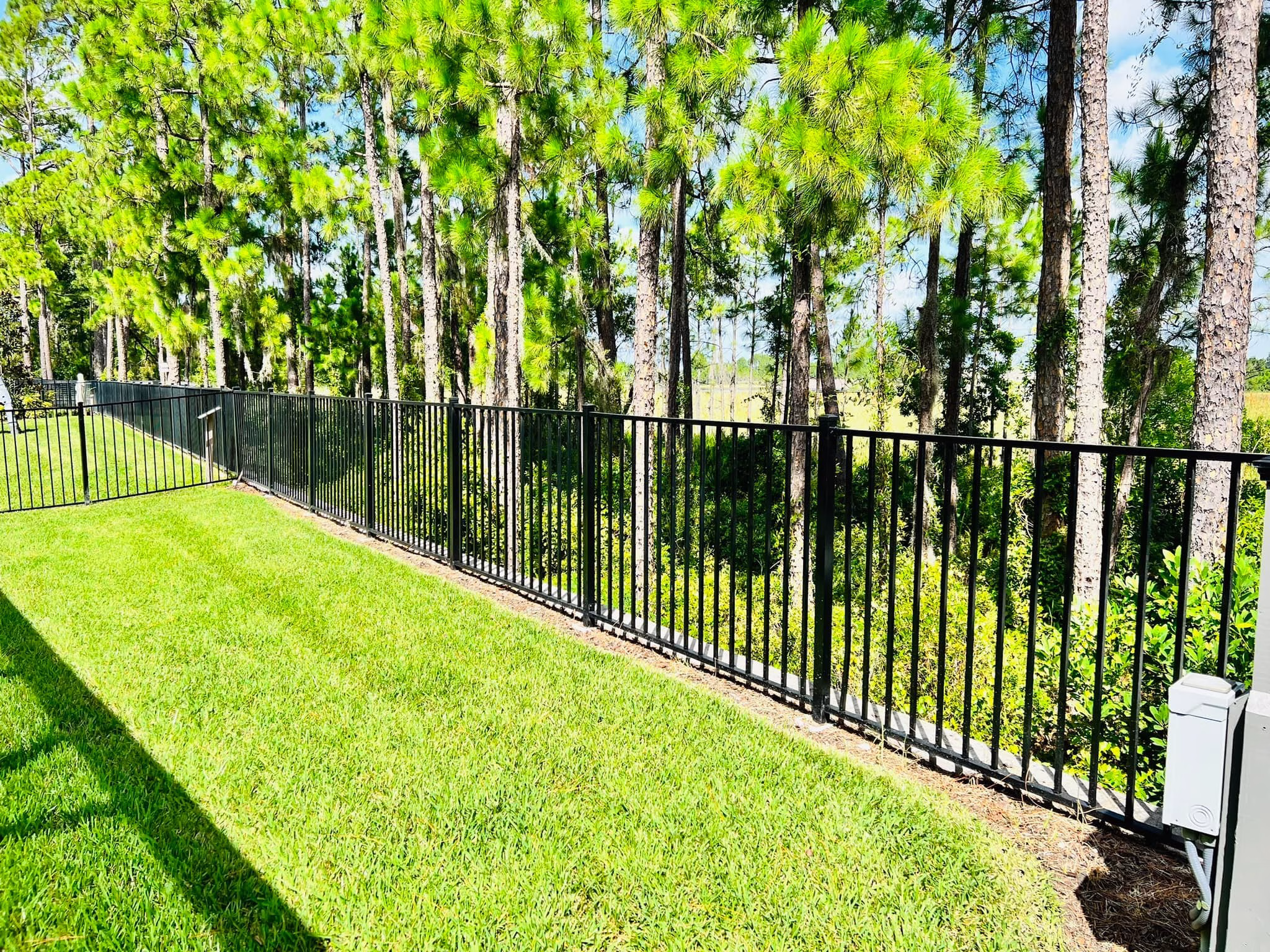 Orlando Florida Aluminum Fence Contractors