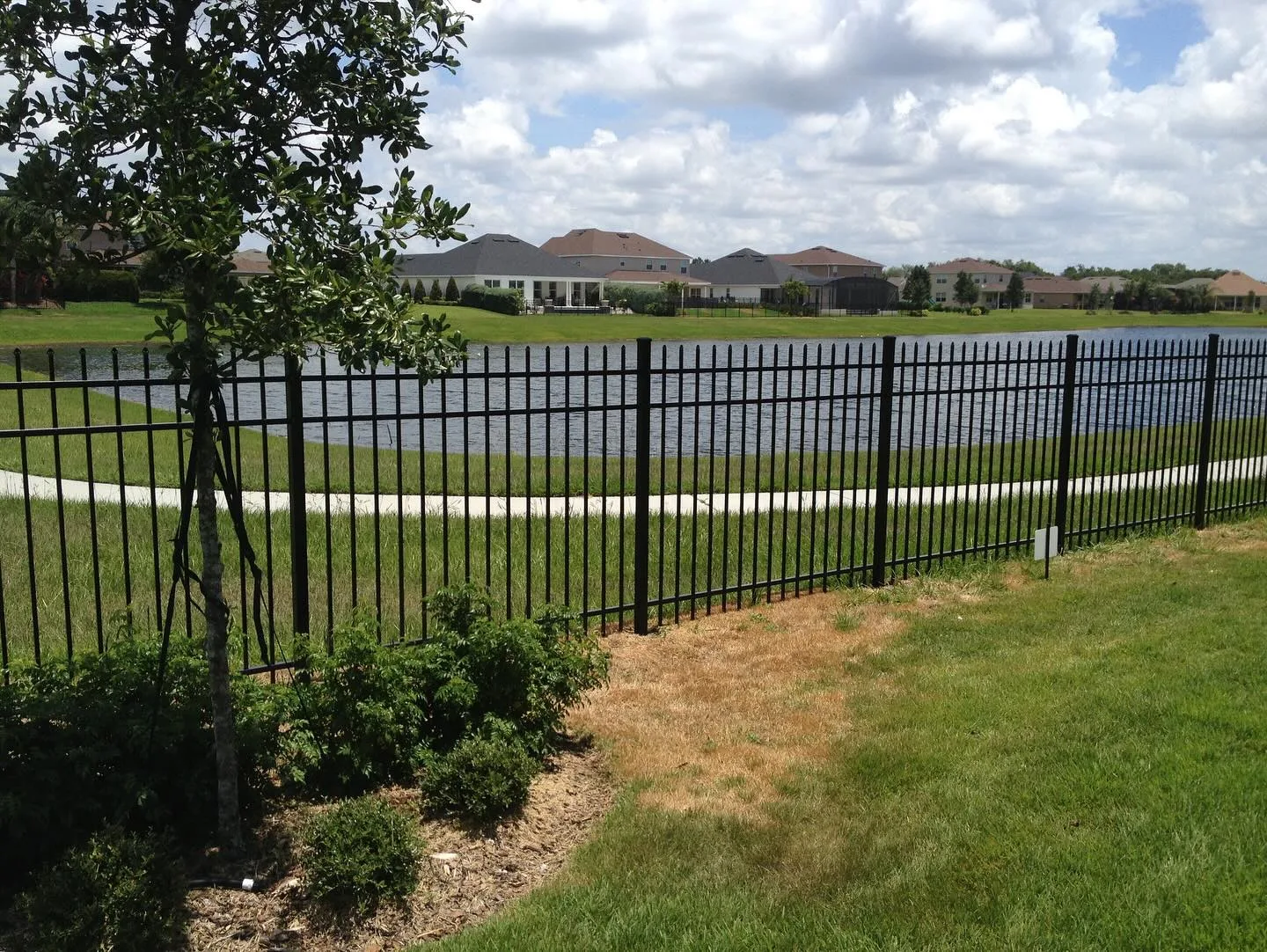 How Much Does an Aluminum Fence Cost in Orlando?