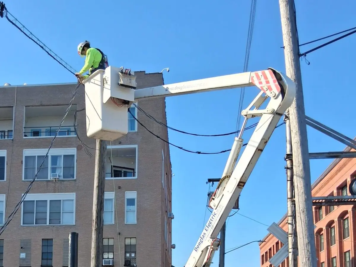 Bucket truck services